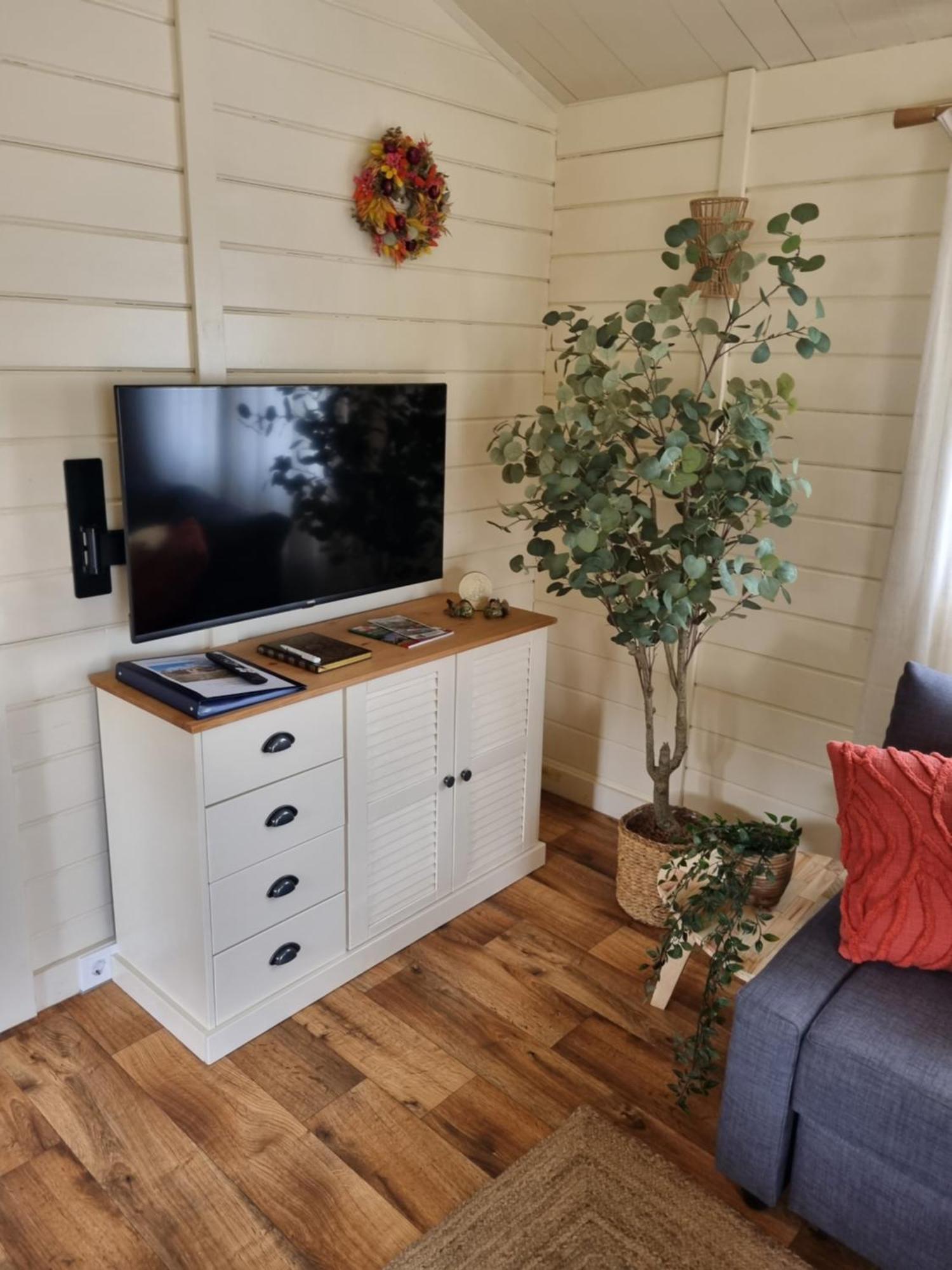 Nieuw - Luxe Blokhut Chalet In Bosrijke Omgeving Anloo Kültér fotó